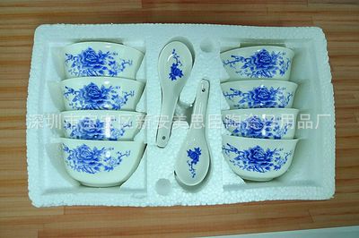 青花瓷16頭盤碗套餐具 傳統(tǒng)工藝與現(xiàn)代實用的完美結(jié)合
