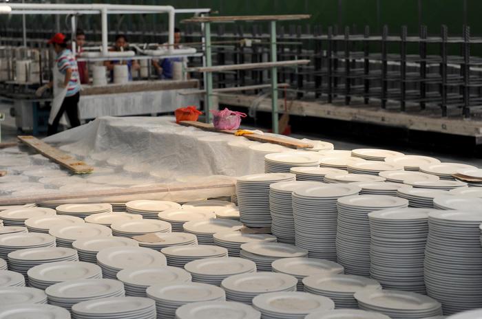 廣西北流 陶瓷小鎮煥發新活力，日用陶瓷制品銷售新篇章